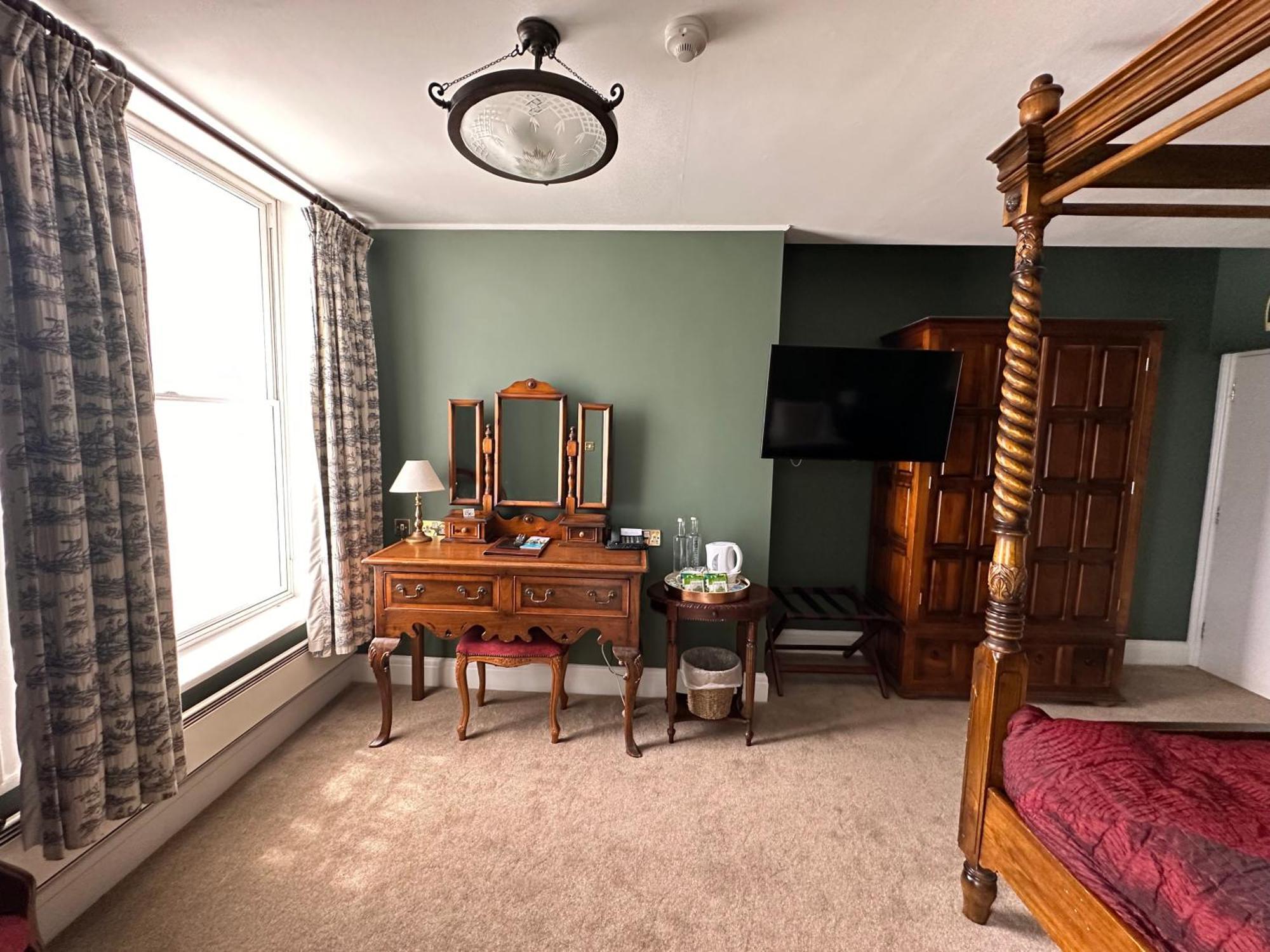 The White Hart Hotel Welwyn Extérieur photo