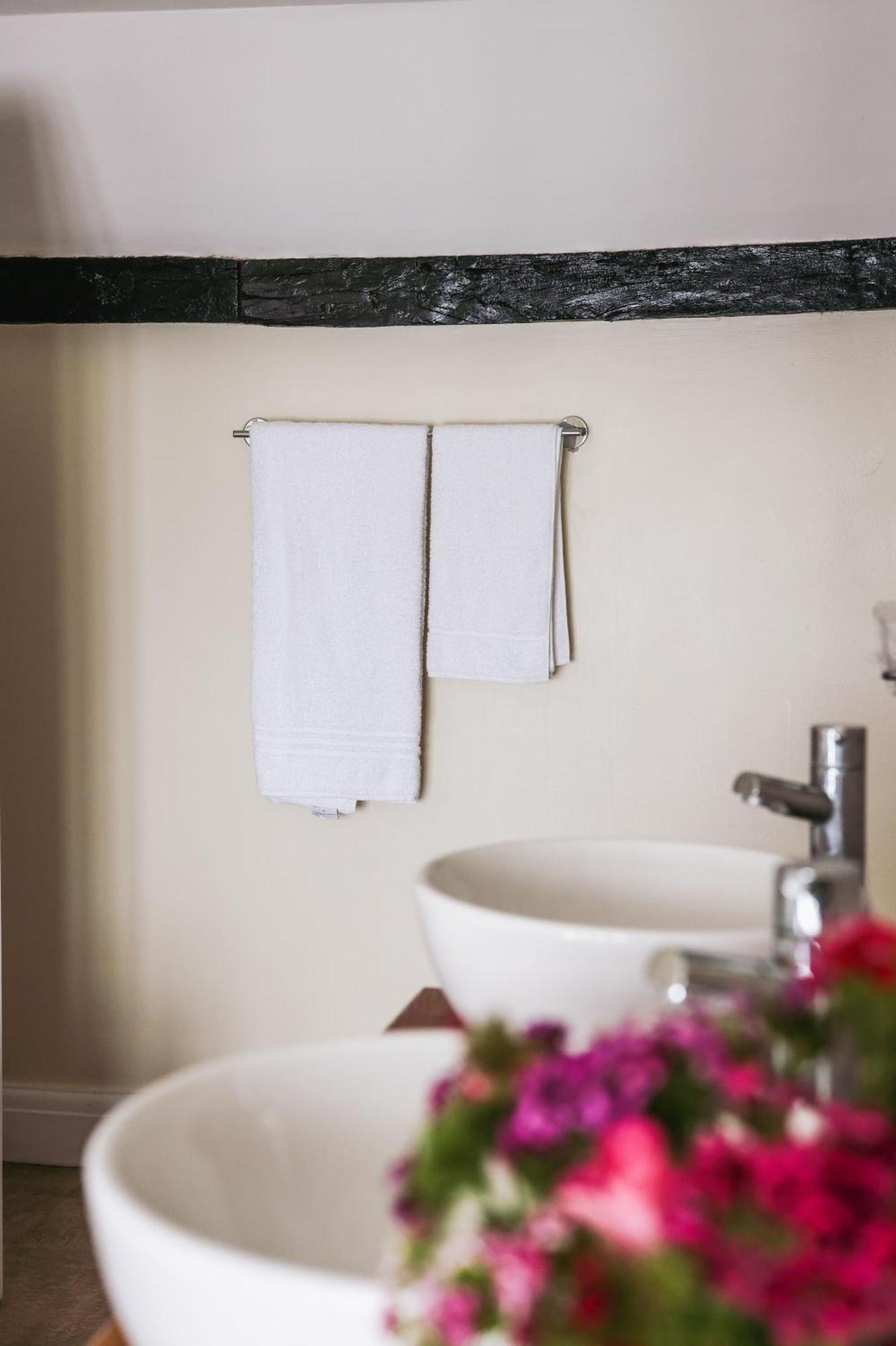 The White Hart Hotel Welwyn Extérieur photo